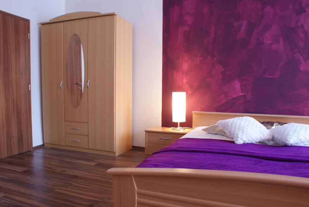 Apartmany Galeta كارلوفي فاري الغرفة الصورة